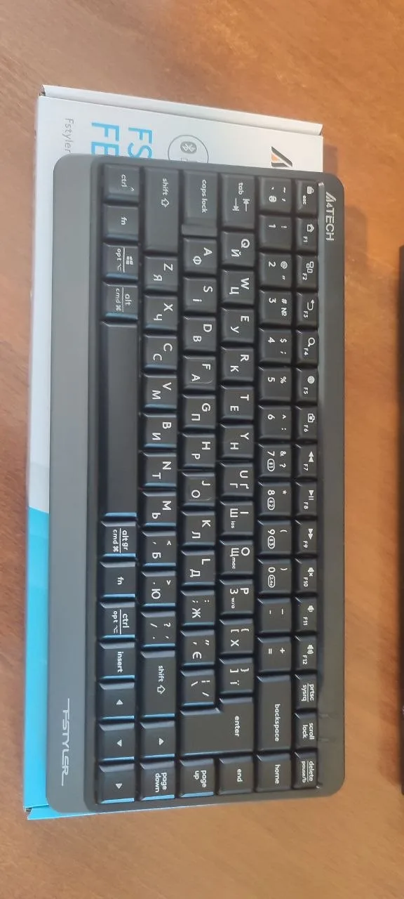 Бездротова клавіатура A4Tech Fstyler FBK11, мишка HAVIT MS4238 та термокружка