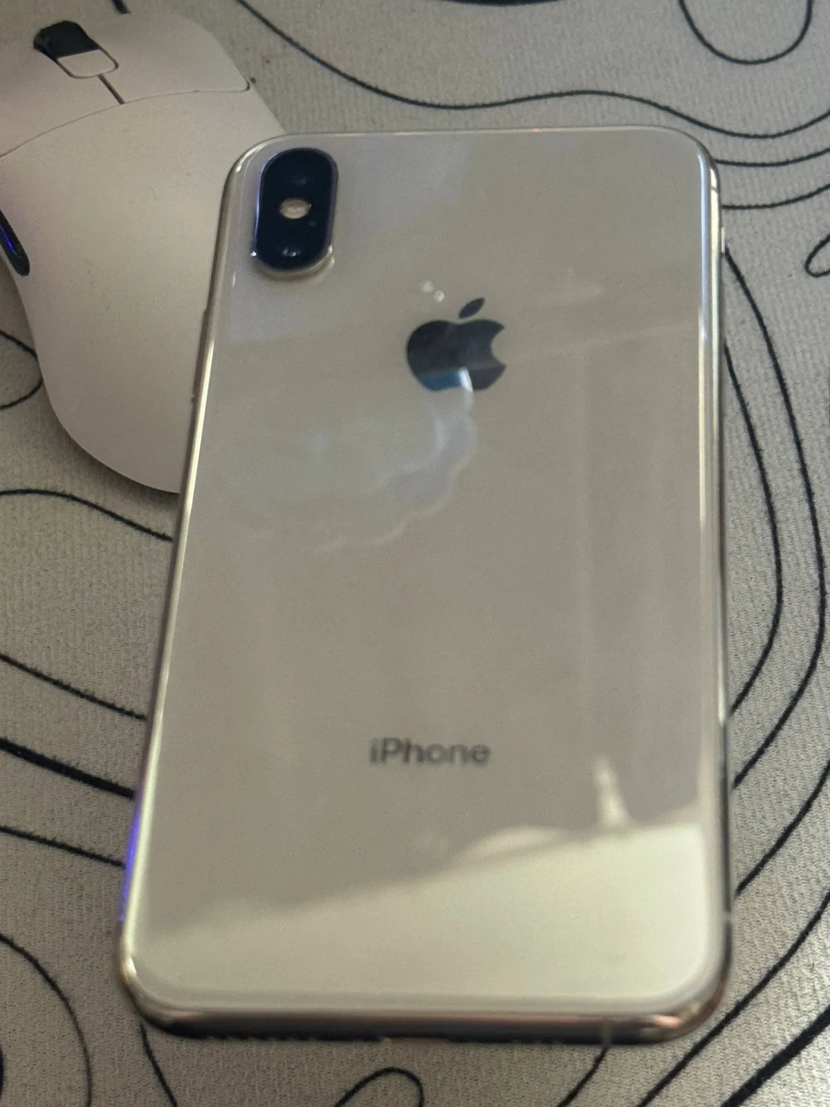 iPhone XS 64GB White