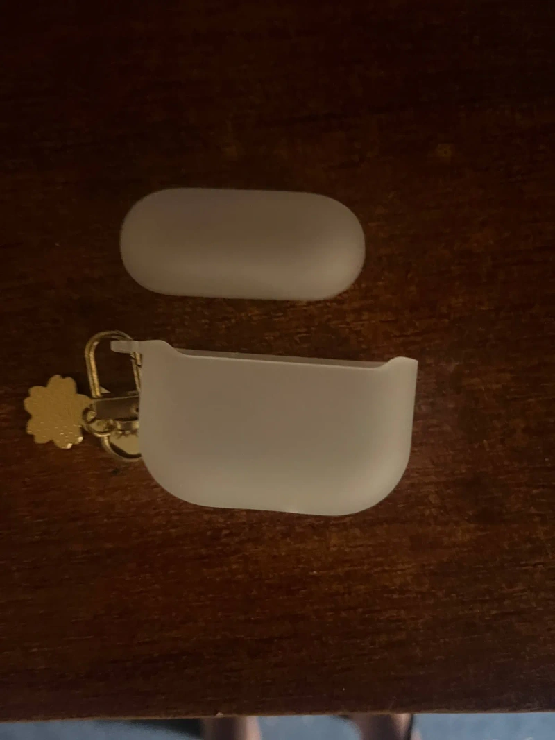 Чохол для Apple AirPods 3 White з брелоком — фото 2