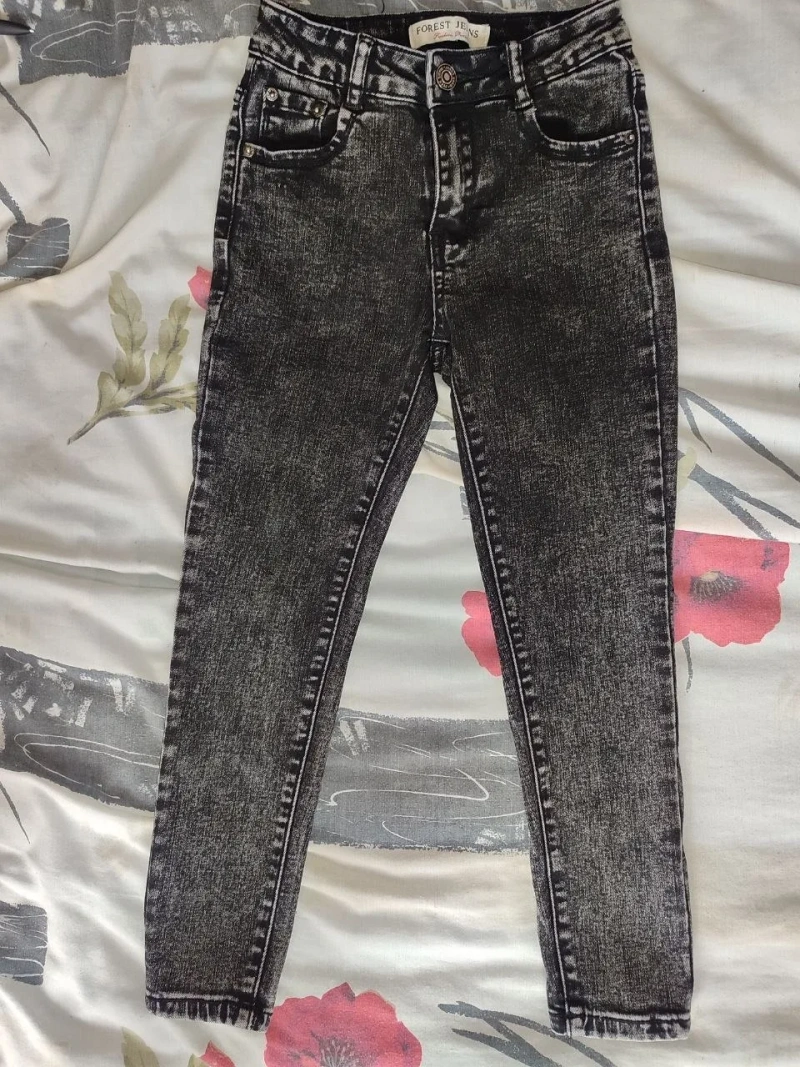 Набор одежды для девочки F&F и Forest Jeans: свитер и джинсы 5-7 лет — фото 2