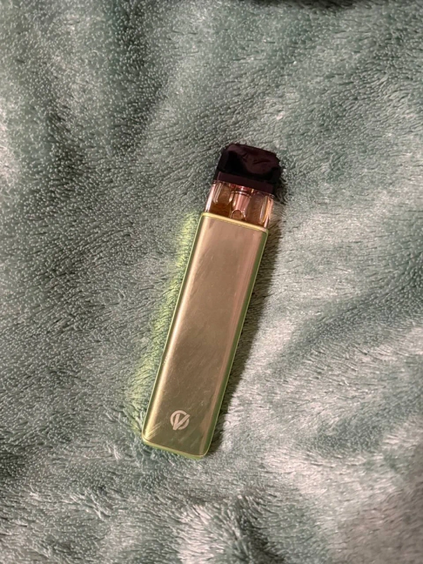 Vaporesso XROS Mini с жидкостью и новым картриджем