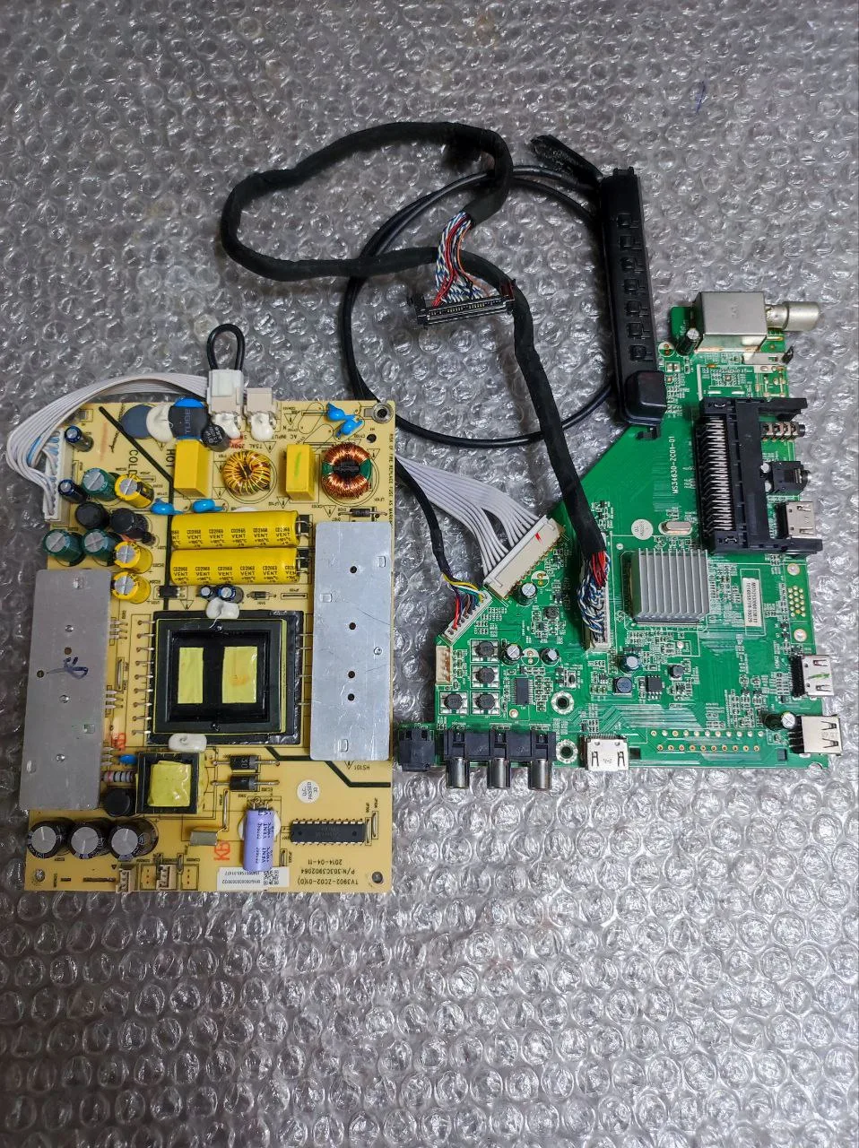 Комплект плат JVC LT-42E55B: Main MS34630-ZC01-01 та БЖ TV3902-ZC02-01(D)