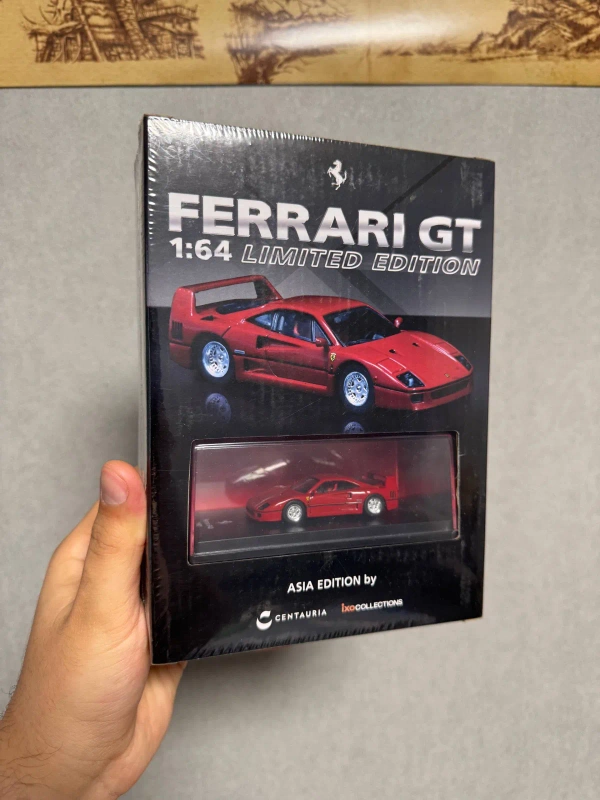 Колекційна модель IXO Ferrari GT 1:64 Limited Edition