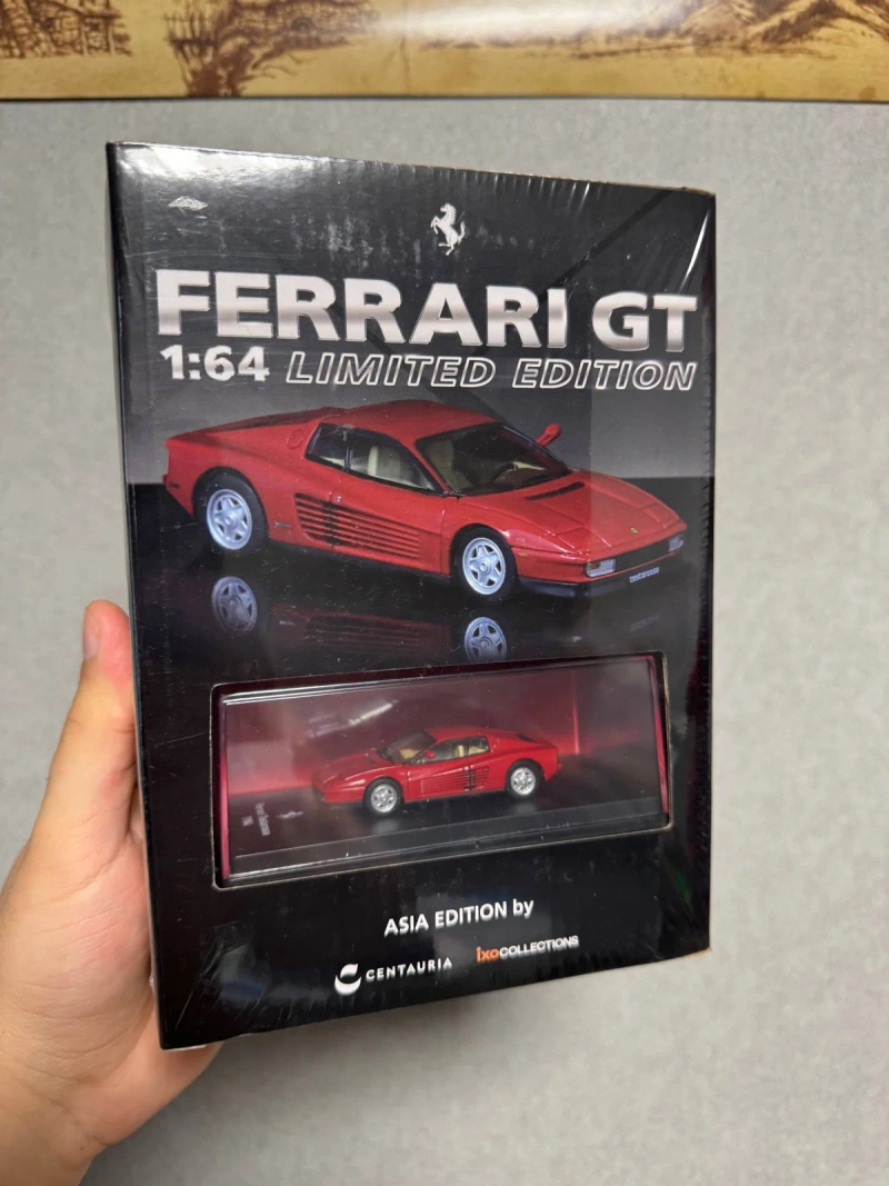 Колекційна модель IXO Ferrari GT 1:64 Limited Edition — фото 2