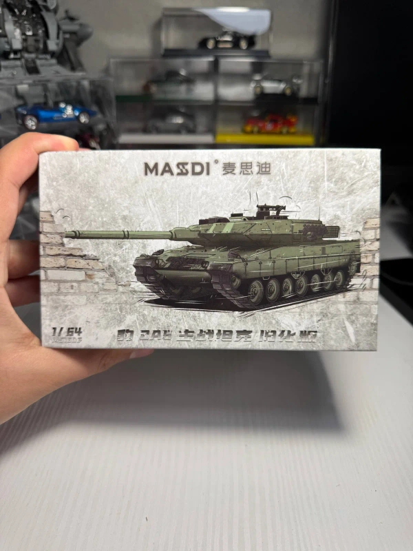 Коллекционные модели 1/64 Tomytec M1A2 Abrams, JGSDF Truck и Massdi Leopard 2A6
