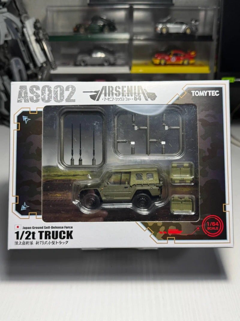 Коллекционные модели 1/64 Tomytec M1A2 Abrams, JGSDF Truck и Massdi Leopard 2A6 — фото 2