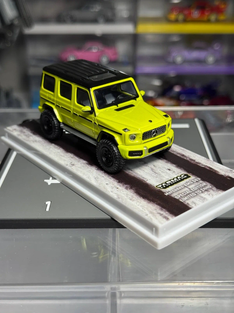 Масштабні моделі 1:64 GCD / Tarmac Works Mercedes-AMG G63 — фото 2