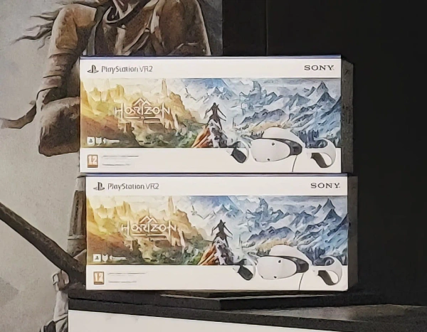 Sony PlayStation VR2 + Horizon Call of the Mountain Bundle