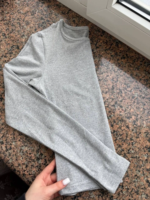 Жіночий лонгслів базовий сірий XS/S