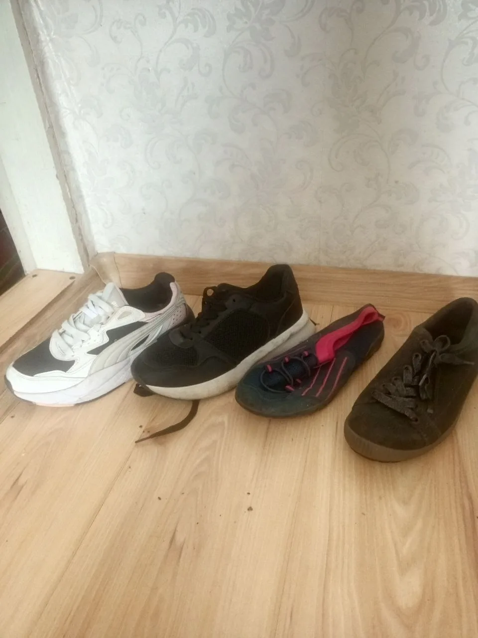 Кросівки Puma та жіноче взуття 38 розмір (24.5 см)