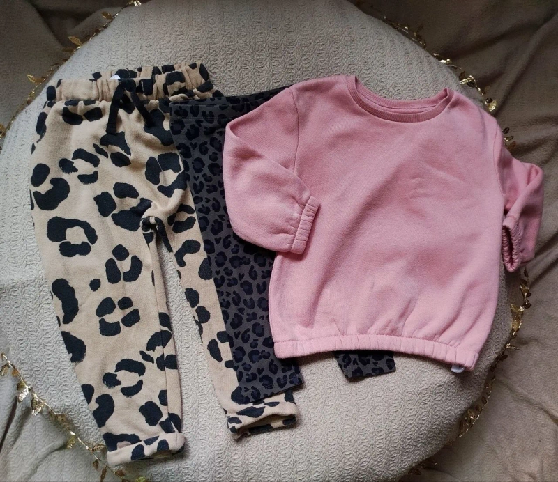 Набір дитячого одягу H&M 98 см (2-3 роки): штани, лосини, кофтинки та світшот — фото 2