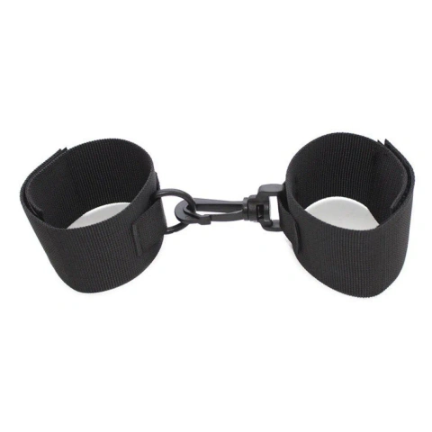 Мягкие наручники на липучках черные для BDSM