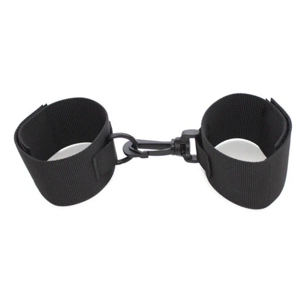 Мягкие наручники на липучках черные для BDSM