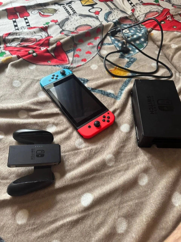 Nintendo Switch v2 Neon Blue/Red