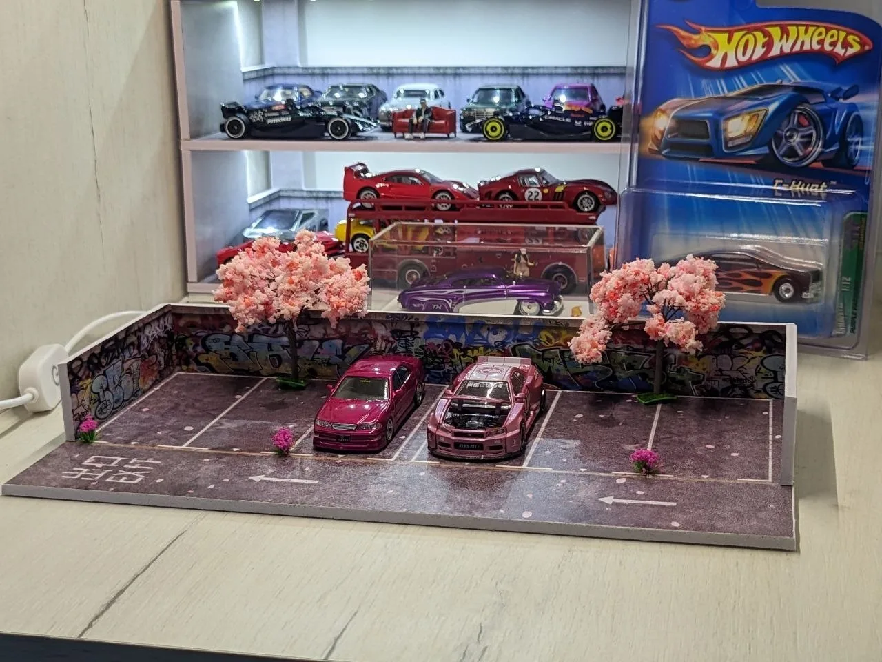 Діорама для моделей Hot Wheels 1:64 JDM Гараж Парковка