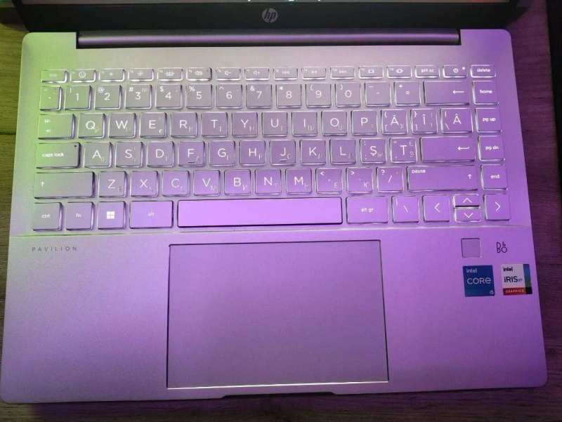 HP Pavilion Plus 14 16/512GB Intel Core i5-1240P Silver — фото 3