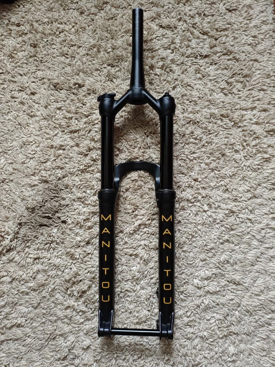 Manitou Machete Comp 160mm 15/110 29/27.5+