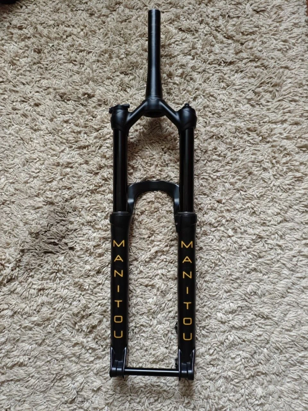 Manitou Machete Comp 160mm 15/110 29/27.5+