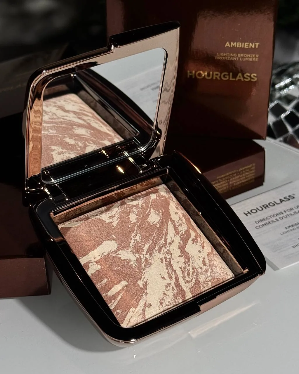 Бронзер Hourglass Ambient Lighting Bronzer Diffused Bronze Light 11g