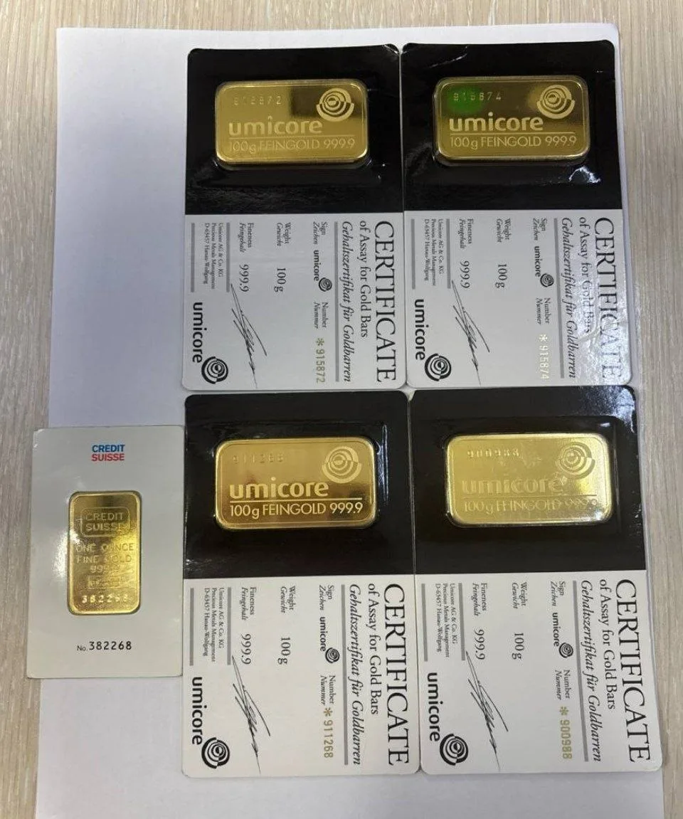 Золоті зливки 100г, 50г, 31.1г (The Perth Mint, Credit Suisse, Valcambi, Umicore) - Пошкоджена упаковка