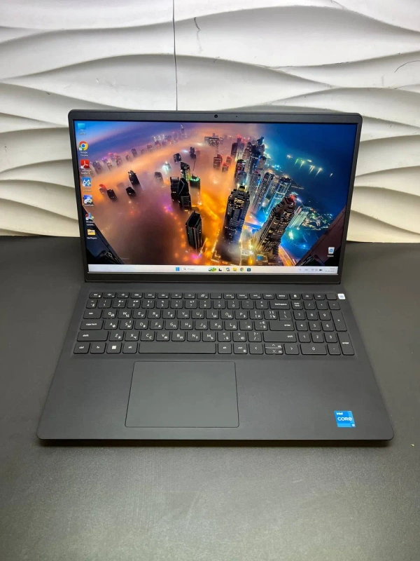 Ноутбук Dell Vostro 3520 Intel Core i3 1215U 15.6" Full HD IPS 8GB RAM 256GB SSD