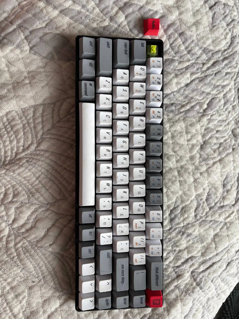 Беспроводная механическая клавиатура 75% с хотсвопом Outemu Silent Lemon V3