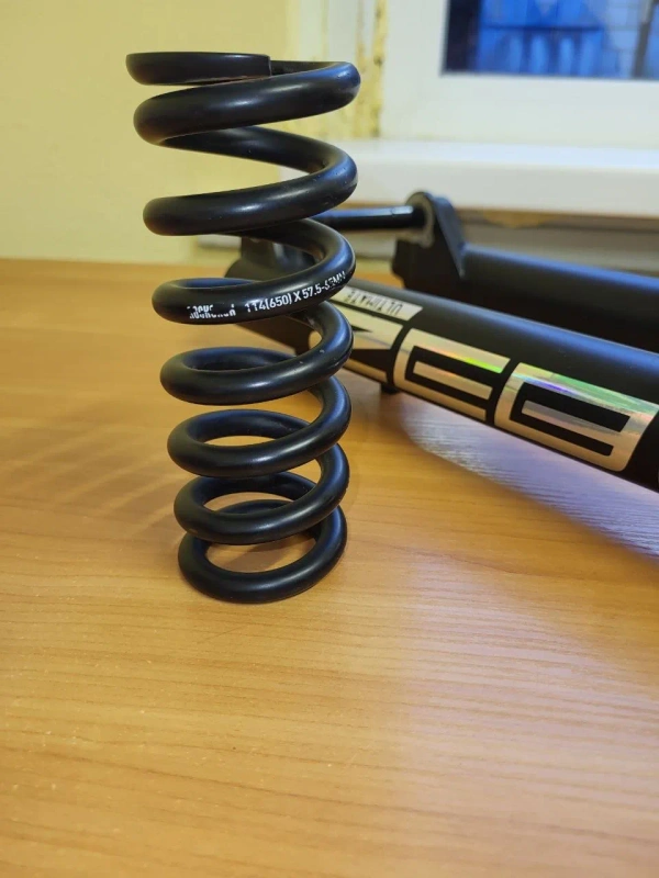 Пружина амортизатора Rock Shox 650 lbs 57.5–65 мм