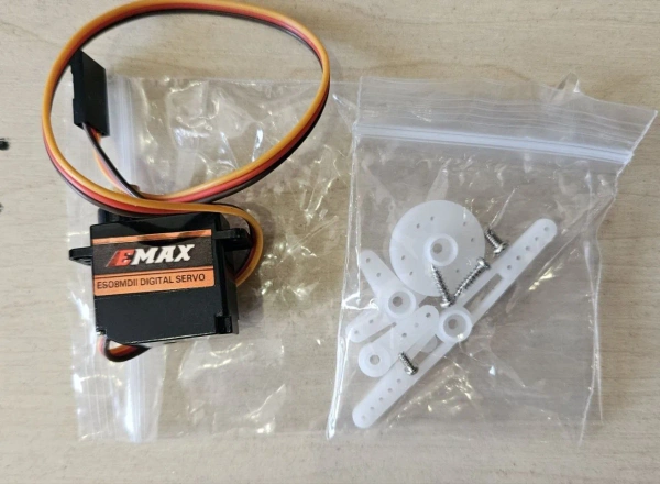 Сервопривод Emax ES08MD II
