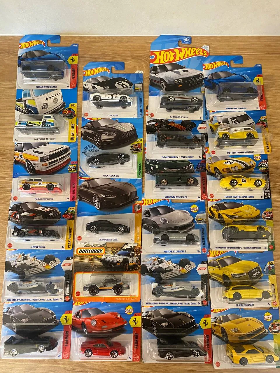 Коллекционные модели машинок Hot Wheels и Matchbox