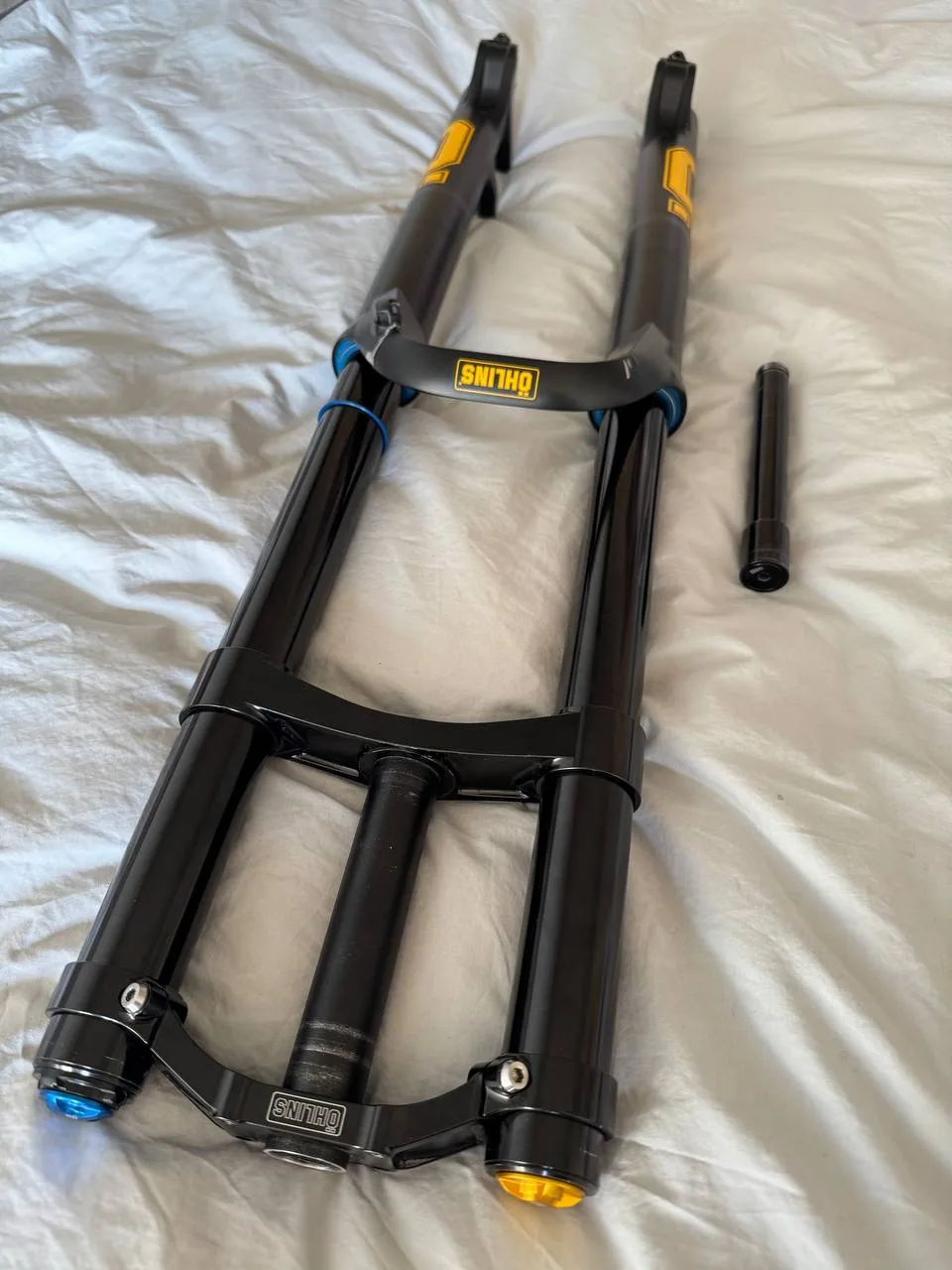 Вилка Ohlins DH38 для велосипеда