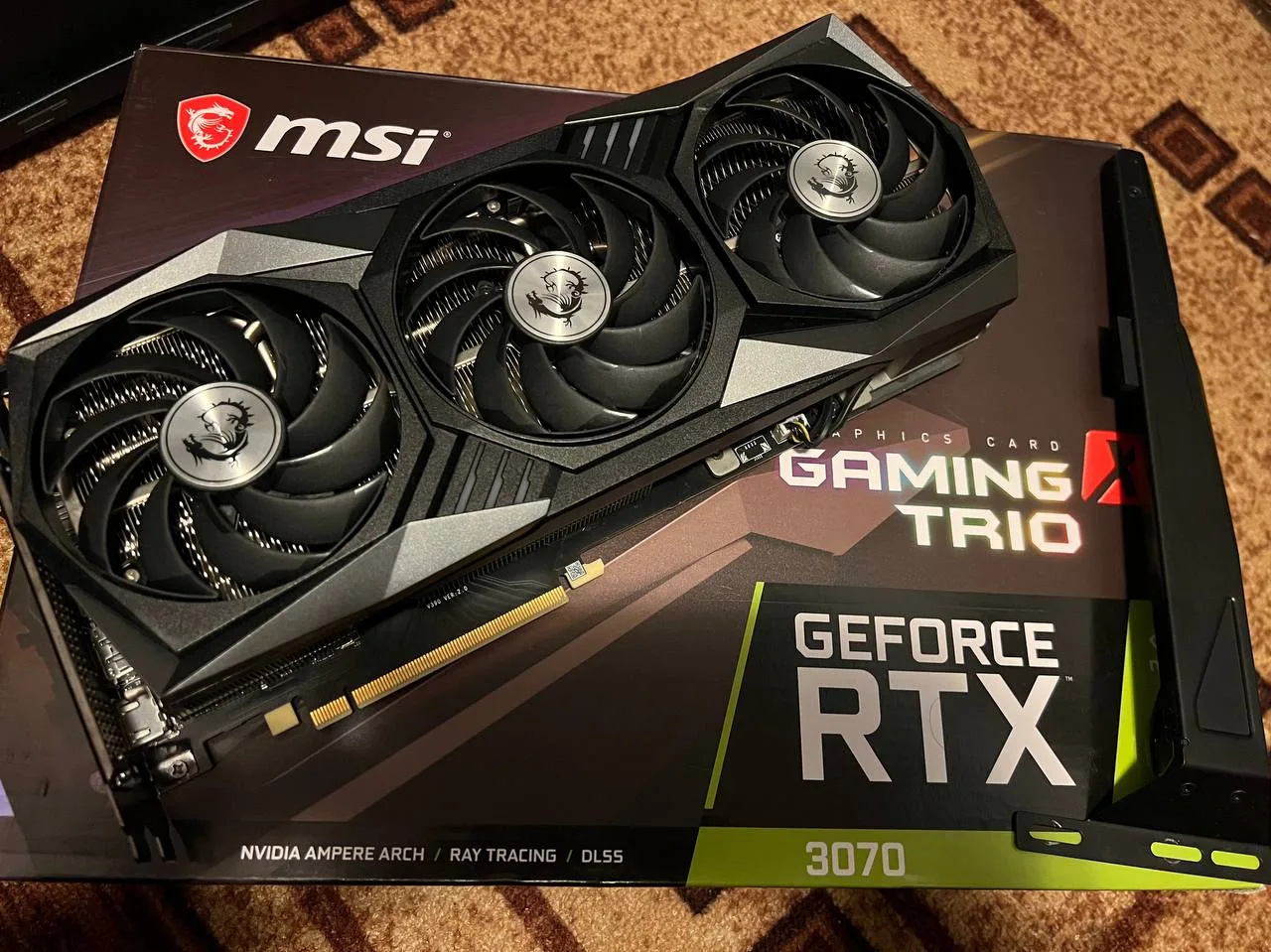 Видеокарта MSI GeForce RTX 3070 GAMING TRIO