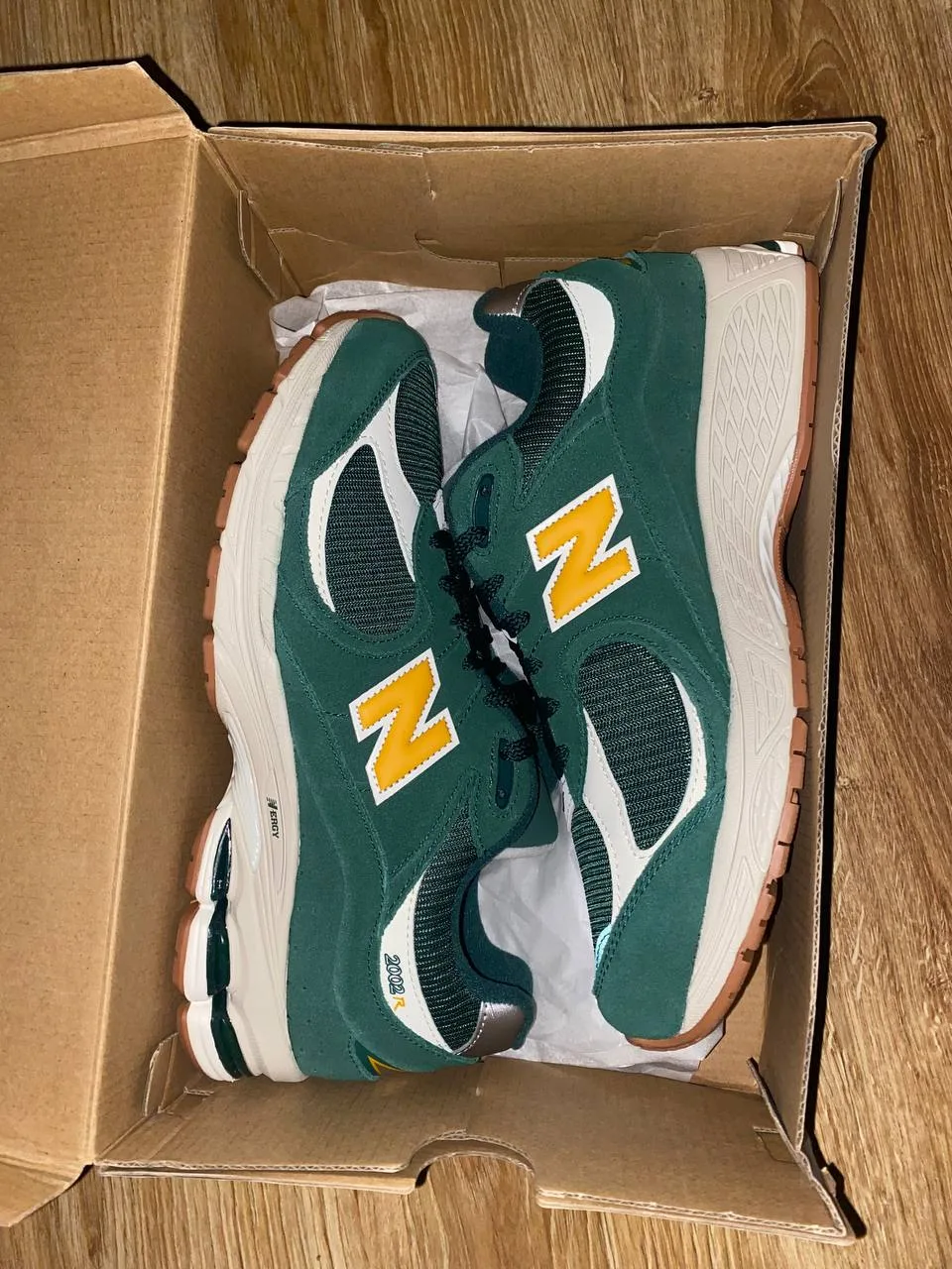 New Balance 2002R Зеленые Мужские Кроссовки Размер 44