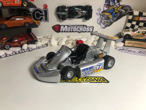 Модель картинга "Super Kart Rush" 1:36
