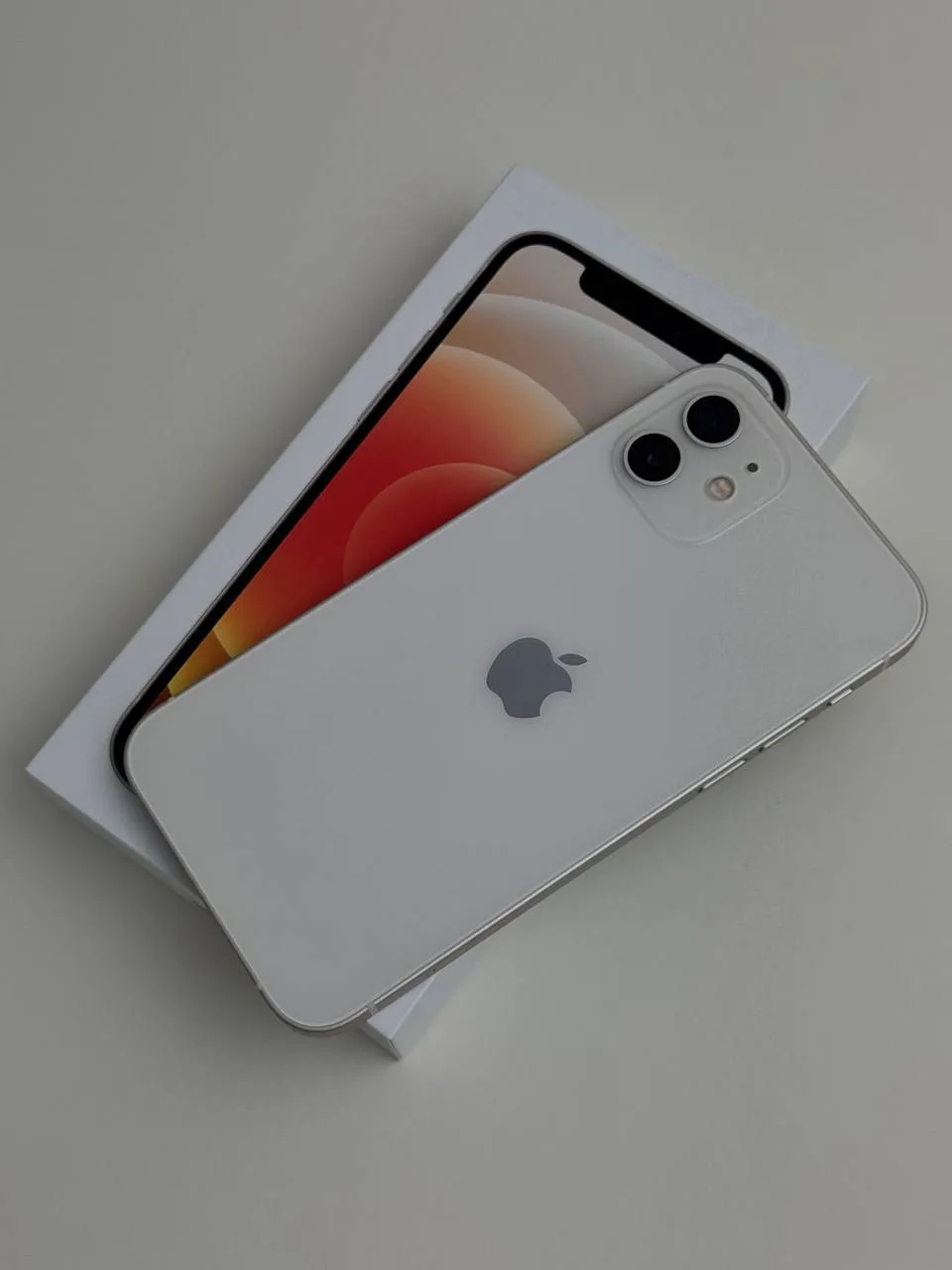iPhone 12 64Gb White