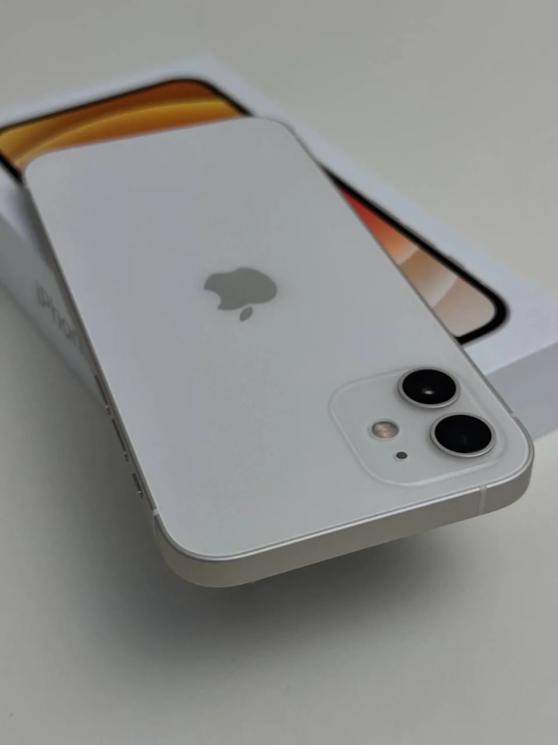 iPhone 12 64Gb White — фото 4
