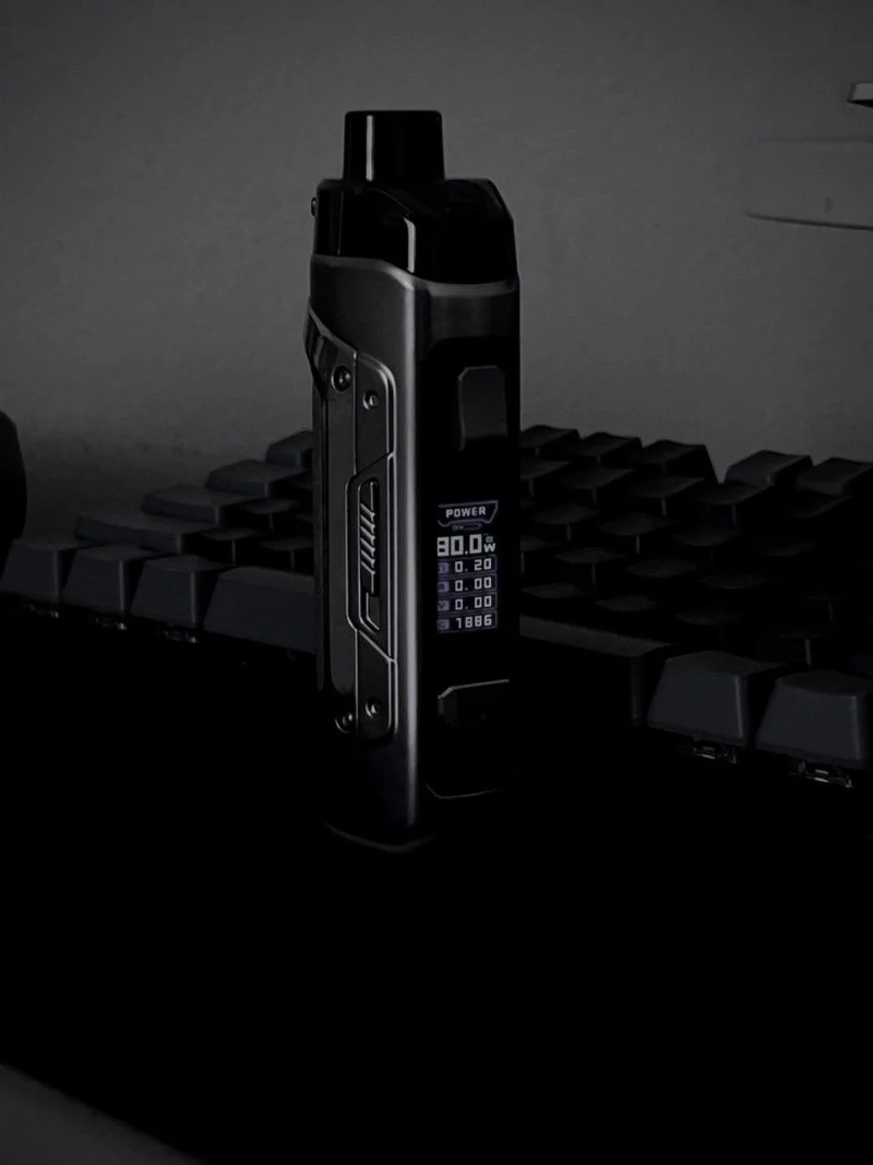 Geekvape Aegis B100 Pod-система с аккумулятором Samsung 3000 мАч — фото 2