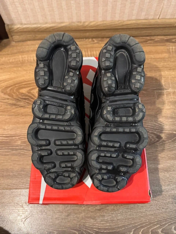 Кроссовки Nike Vapormax Plus оригинал