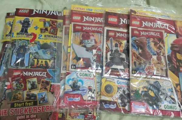 Журналы LEGO Ninjago с минифигурками и стикерами