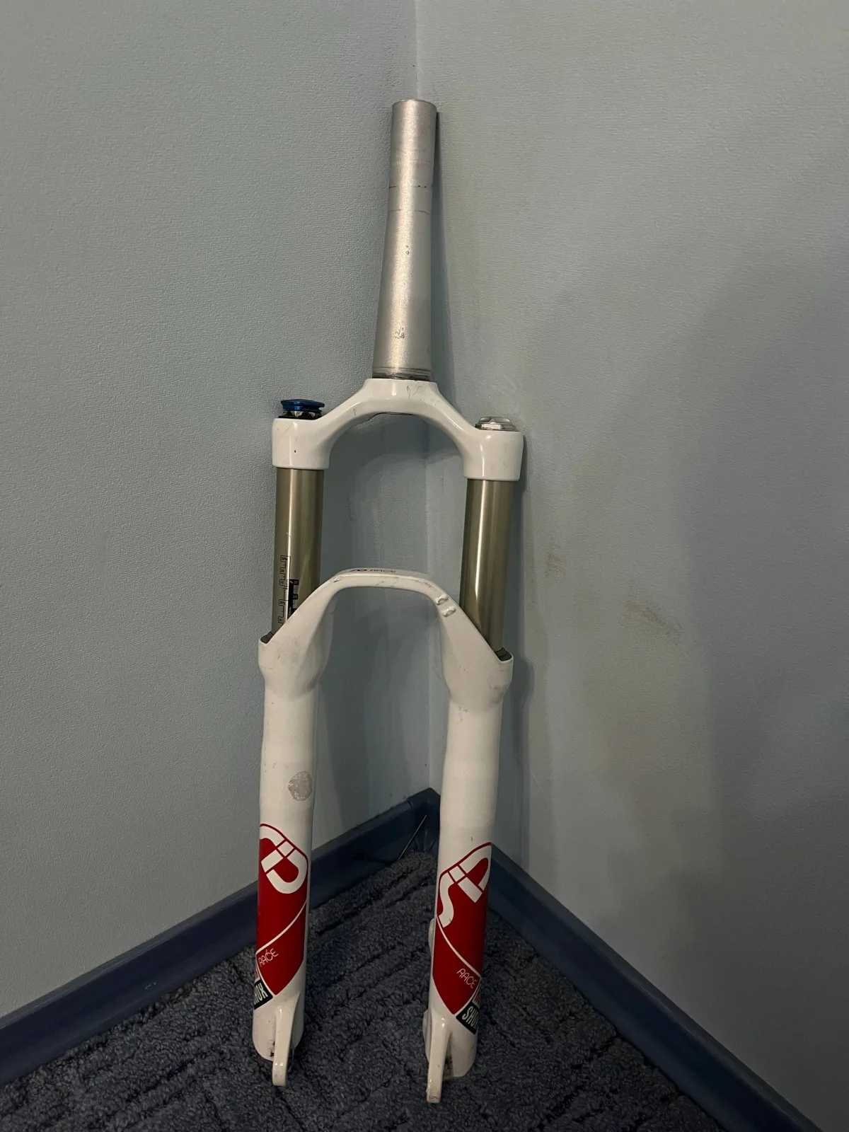 Велосипедна вилка RockShox SID RACE 26