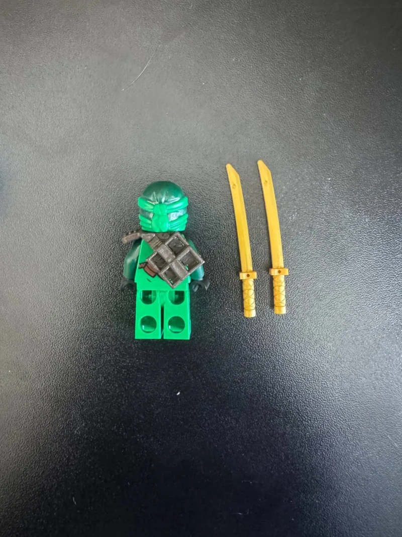 Минифигурка Ллойд ДОТД LEGO Ninjago 2016 — фото 3