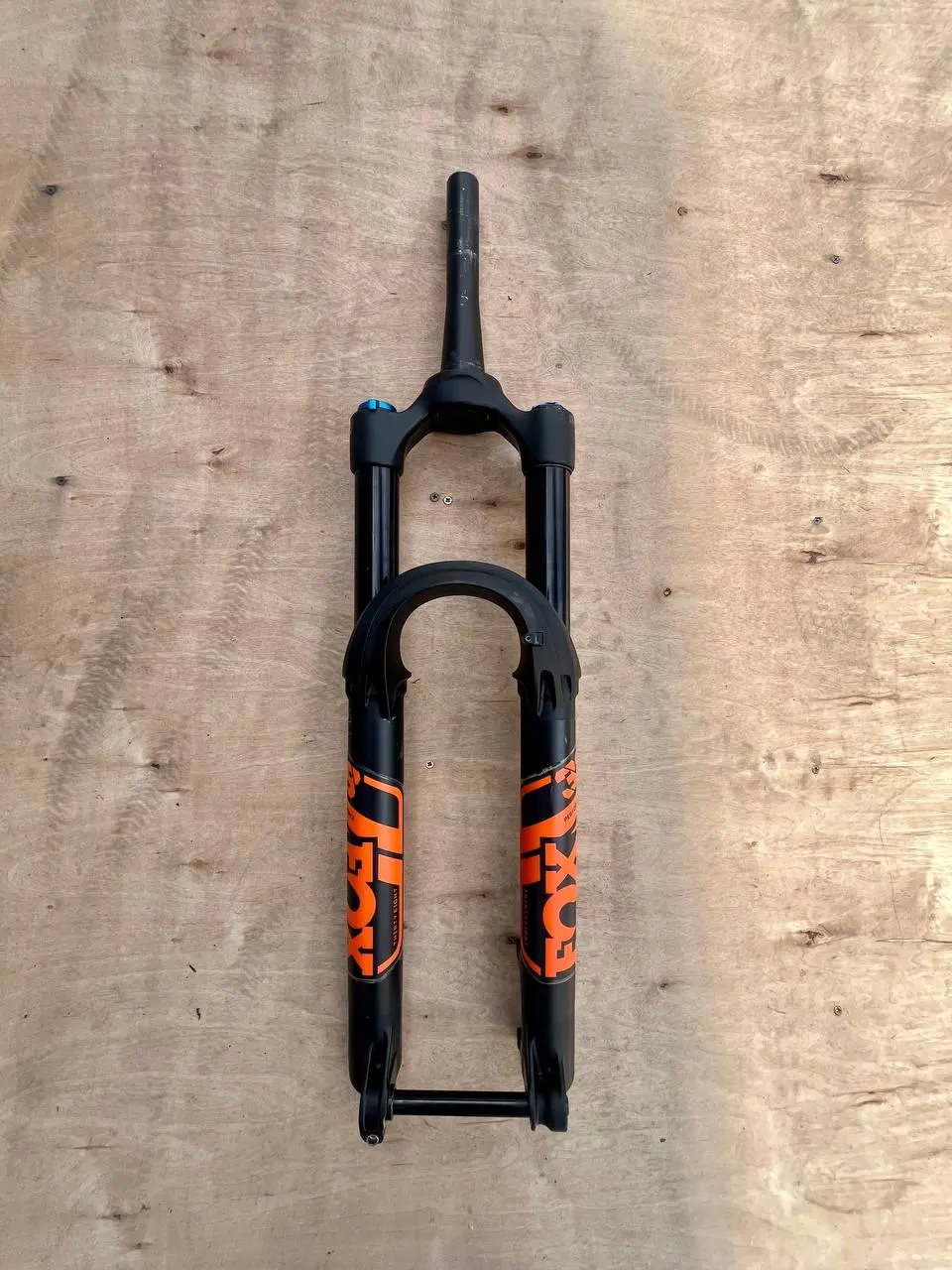 Вилка Fox 38 Performance 2022 180 mm