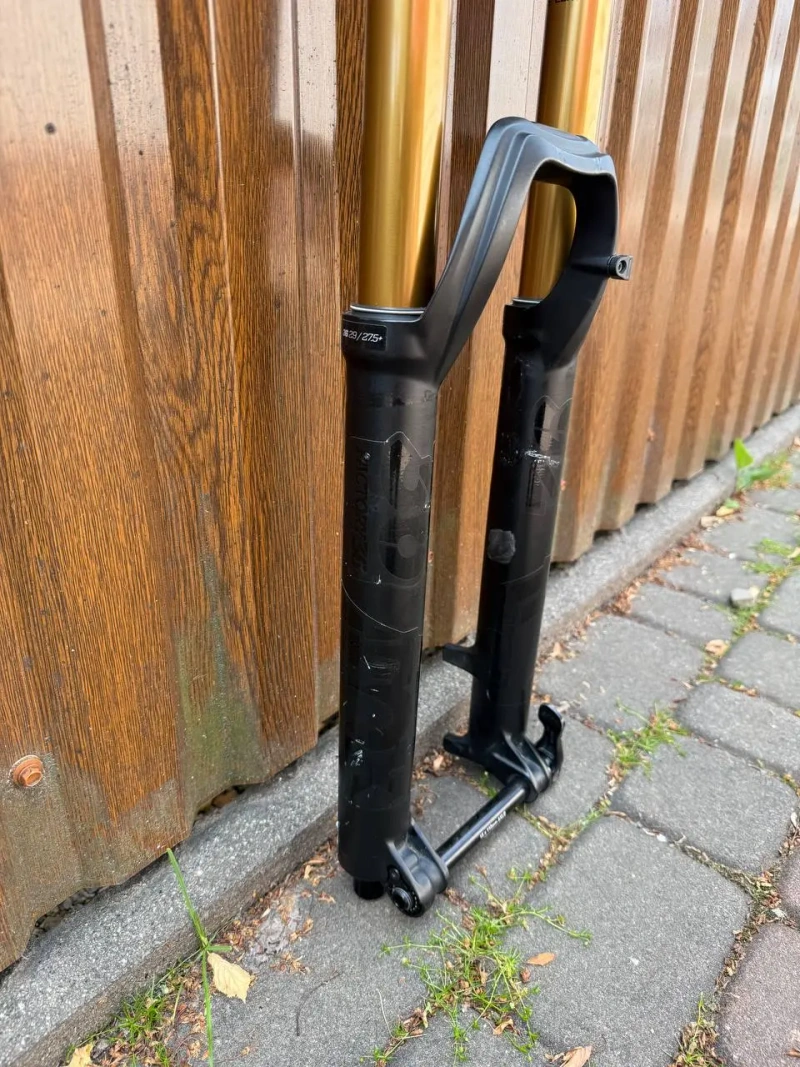 Fox 36 Float 170mm Kashima 29 Boost Fit RC2 вилка — фото 4