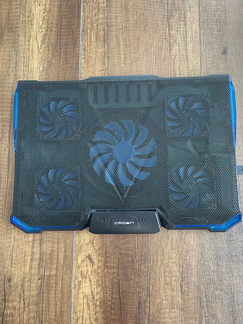 Охолоджувальна підставка для ноутбука Crown CMLS-K331 Black/Blue