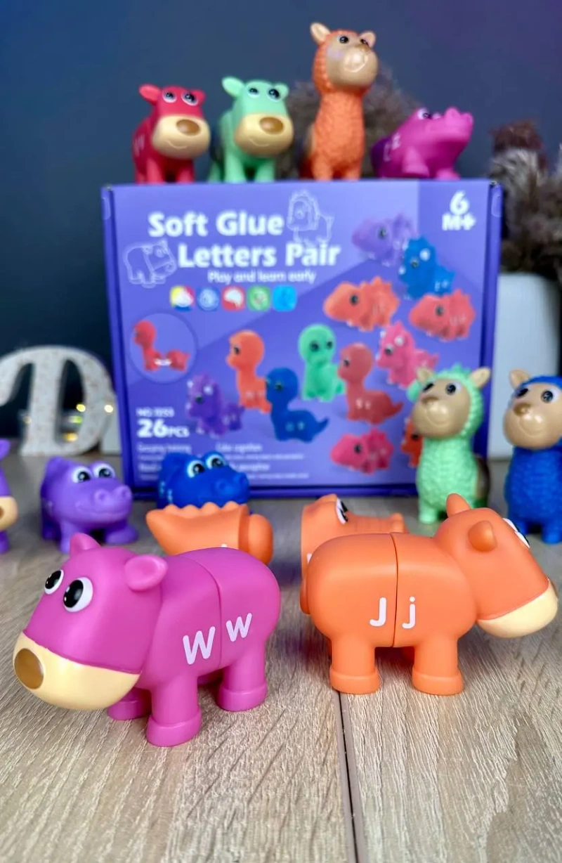 Развивающая игра "Soft Glue Letters Pair" для малышей, 26 элементов — фото 2