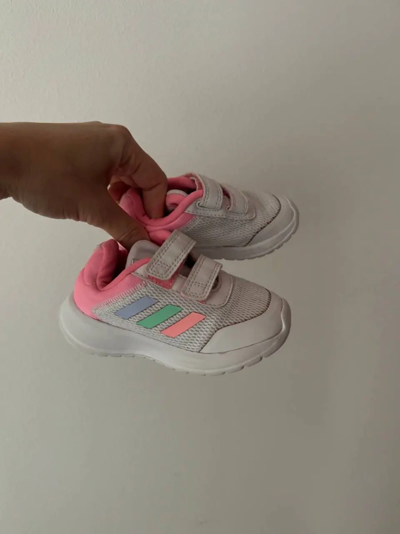 Кросівки Adidas дитячі розмір 23 — фото 2
