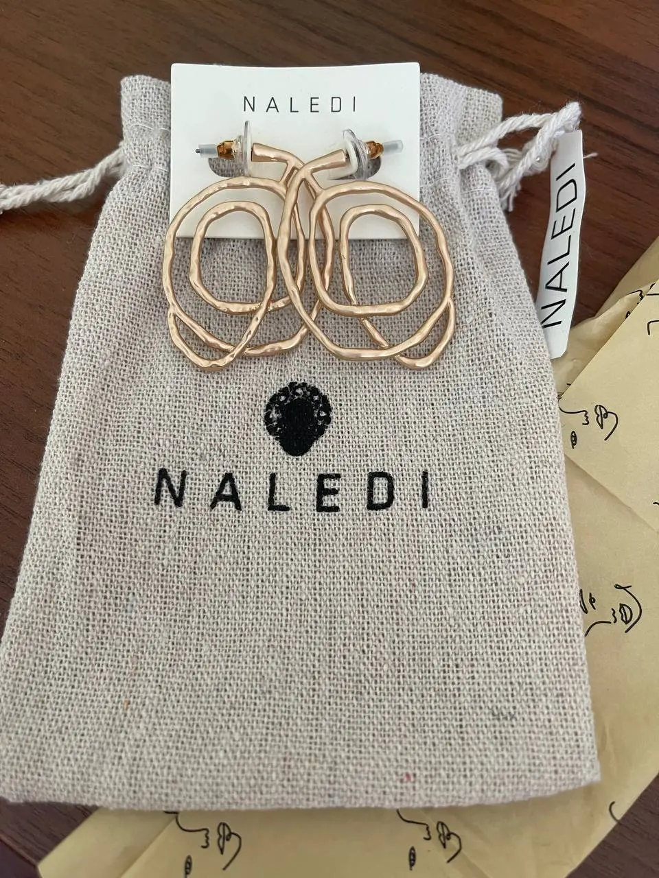 Серьги NALEDI