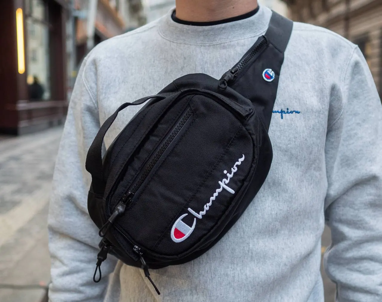 Сумка Champion поясная черная