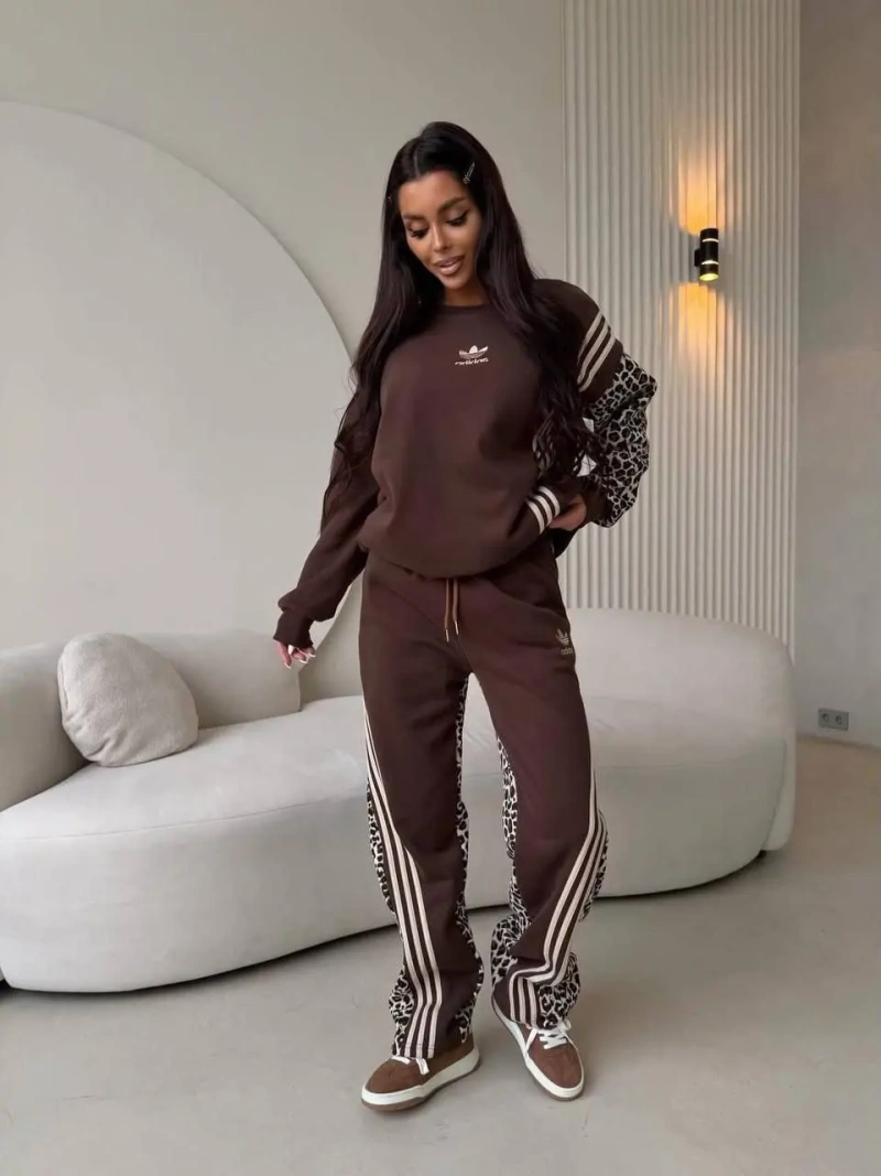Спортивный костюм Adidas женский молочный/шоколадный — фото 5