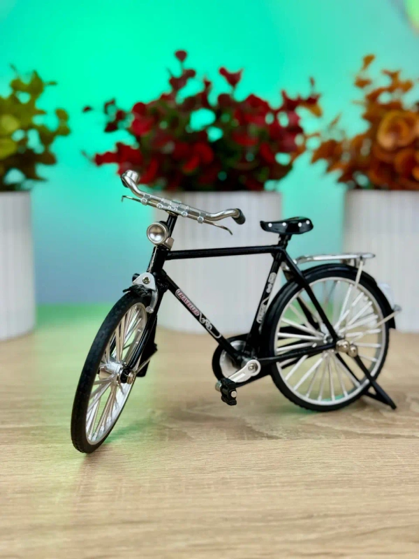 Модель велосипеда "Nostalgic bicycle" металлопластиковая, масштаб 1:18