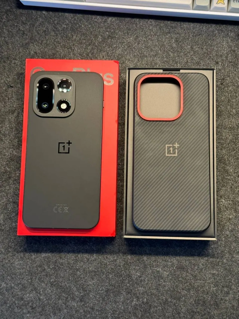 OnePlus 15 16/512GB Black — фото 3